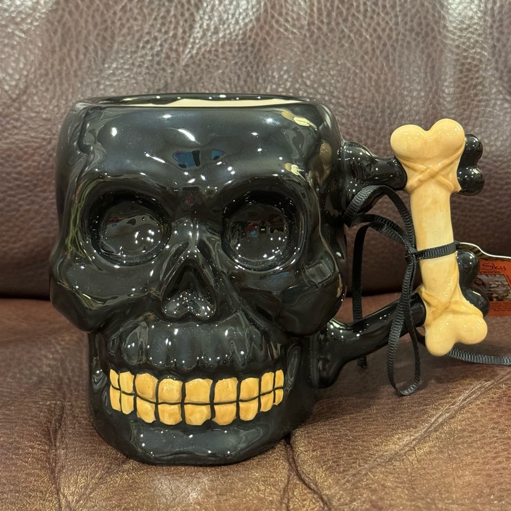 Black Skull with Bone Handle Figural Halloween Mug - Blue Sky Clayworks
